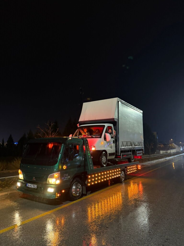 WhatsApp Image 2025-12-08 at 13.17.15 (1)